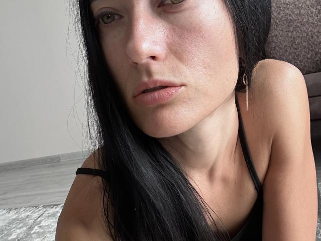 BellaJulls - Élő pornó és szexkamera - 30705851
