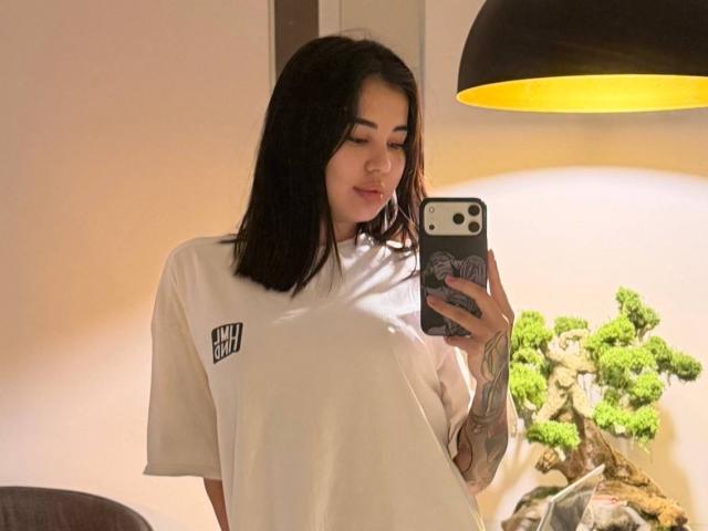 BiancaScreams - Live sex cam - 30711479