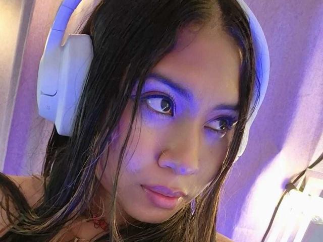 SiaraBonny - Live porn &amp; sex cam - 30715931