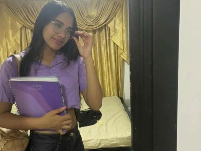 NicolleRoseX - Sexe cam en vivo - 30716993