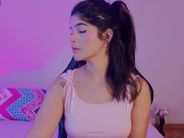 ScarlletZhen - Live porn &amp; sex cam - 30724994