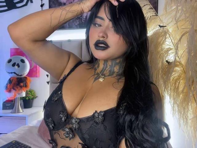 LairaHearvy - Live porn &amp; sex cam - 30732587
