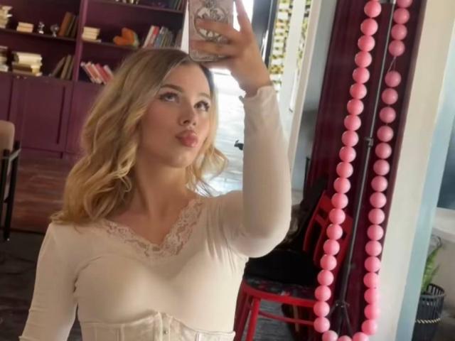 KylaHemeke - Live porn &amp; sex cam - 30732905