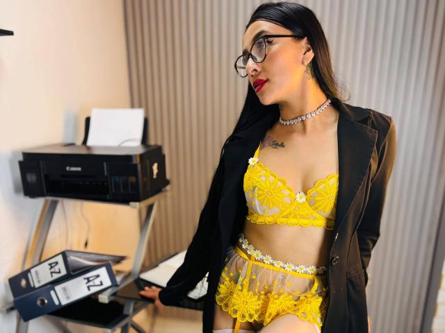 ScarlettPinzon - Live sex cam - 30745094