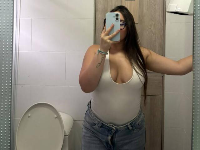 MadeleynRouse - Live porn &amp; sex cam - 30748043