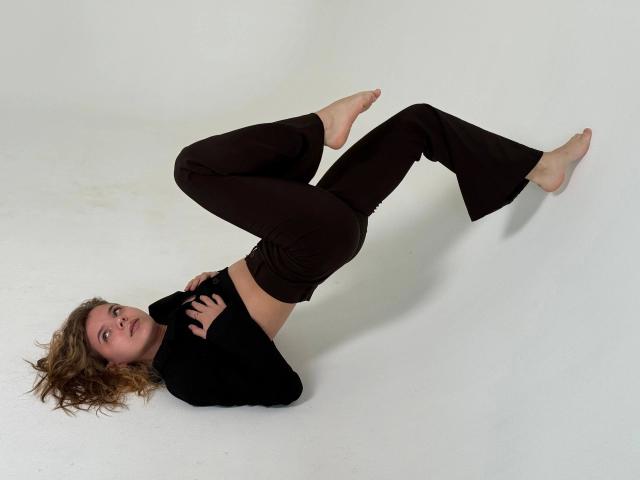 AdelinaMiau-hot - Live porn &amp; sex cam - 30759509