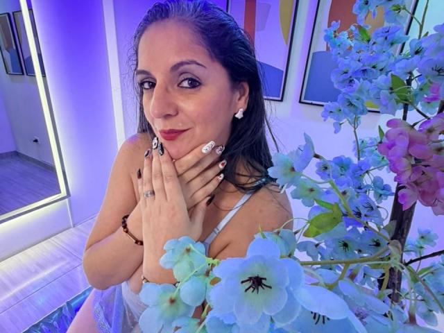MadameScarlett - Élő pornó és szexkamera - 30775997