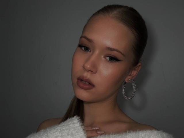LillianaWhang - сексуальная веб-камера в реальном времени - 30780881