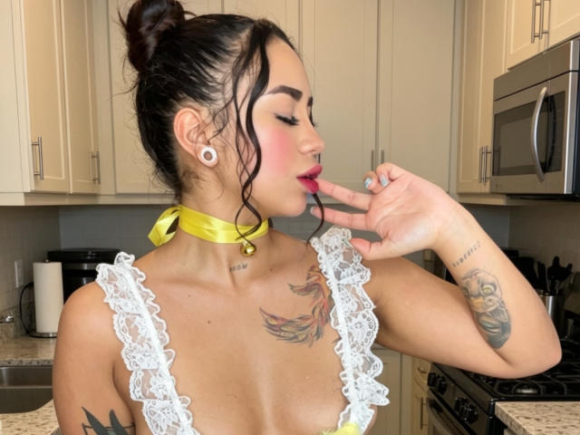 LunaBrittony - Live porn &amp; sex cam - 30784109
