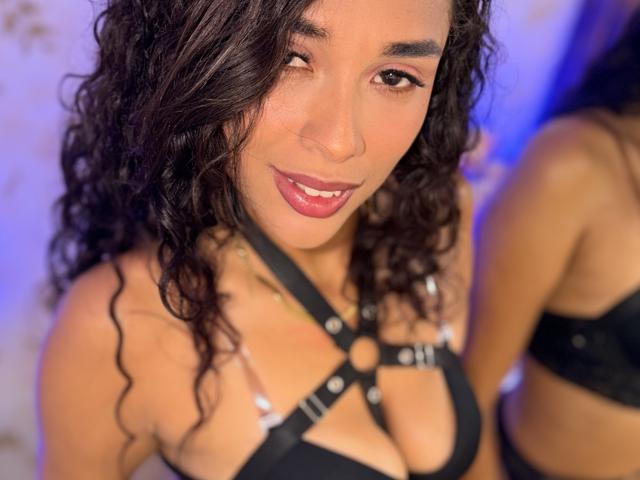 ValeryNicolls - Live porn &amp; sex cam - 30795101