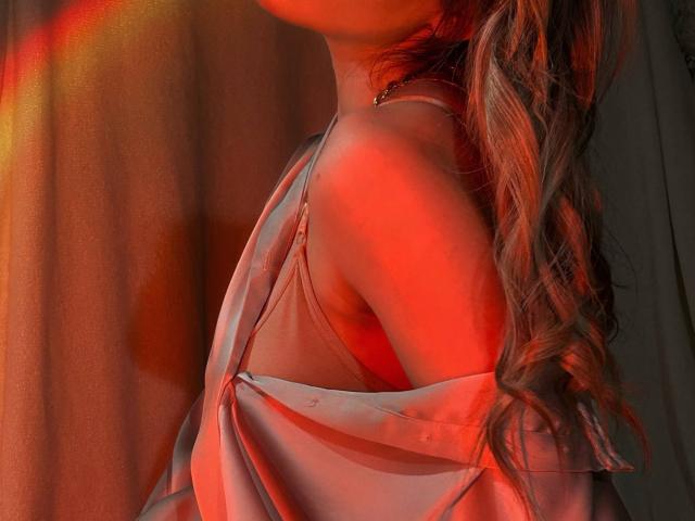RoseanneGunnett - Live sex cam - 30796508