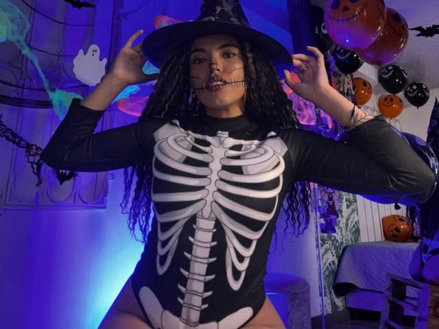 LiliRose69 - Live porn &amp; sex cam - 30806729