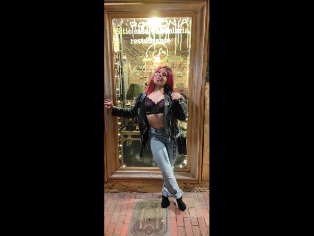 SophieHill - Live Sex Cam - 30809117