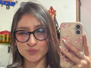 MaddyCarina'in detaylı sayfasını gör