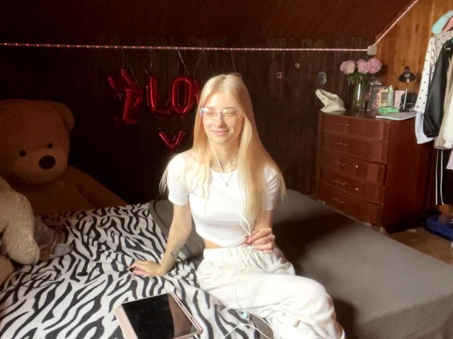 GeorgannWhatcott - Live porn &amp; sex cam - 30828602