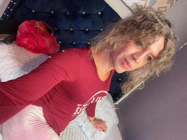 RossSofiia - Live porn &amp; sex cam - 30829043