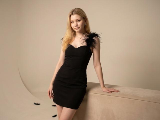 MadgeZeidler - Live porn &amp; sex cam - 30838094
