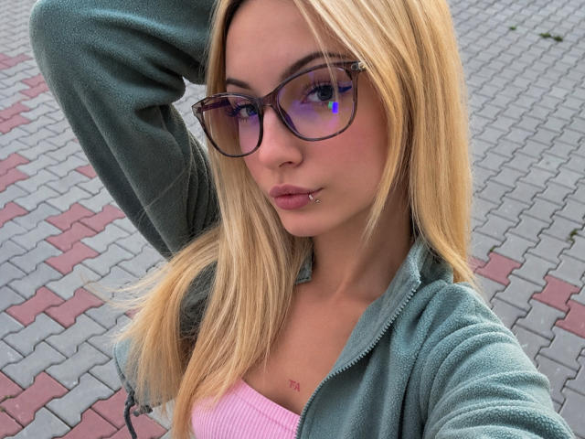 AddaLuv - Live porn &amp; sex cam - 30842666