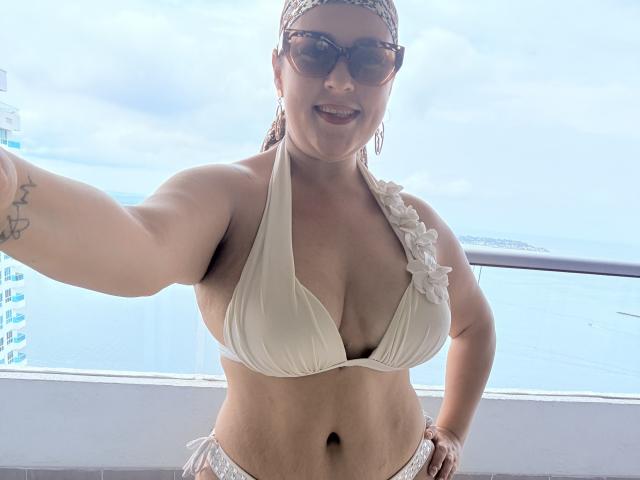 SamanthaGold - Live sex cam - 30843836