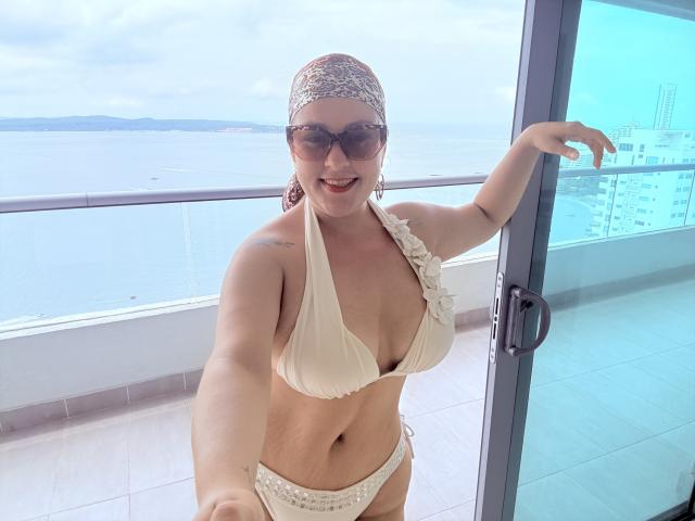 SamanthaGold - Live sex cam - 30843842