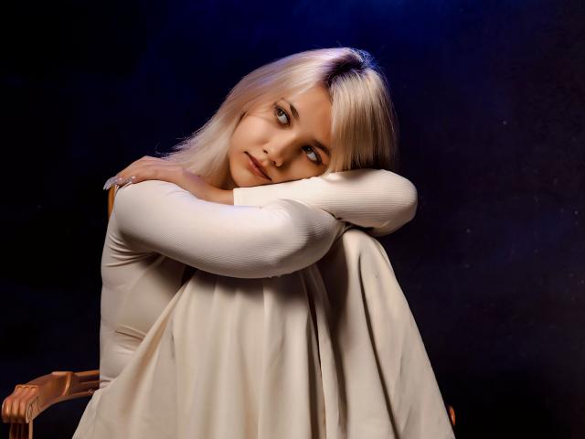 DataSley - Live porn &amp; sex cam - 30846863
