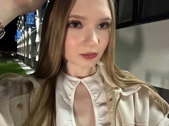 SolangeGulsvig - Live sexe cam - 30850415