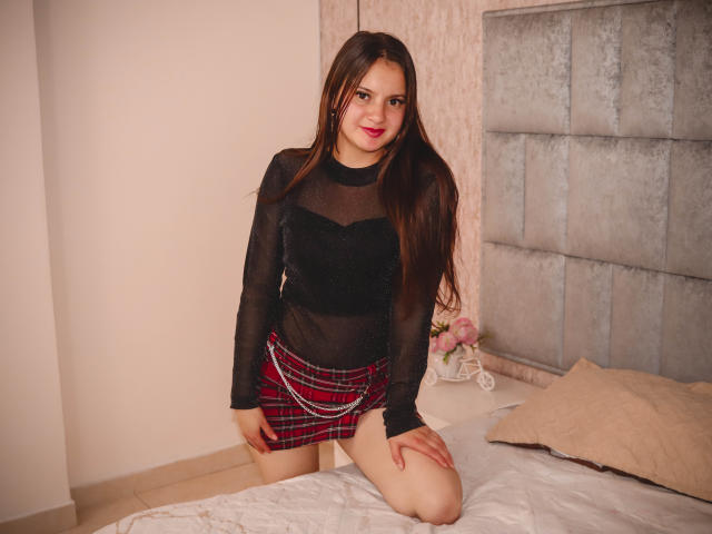 BeccaSimons - Live porn &amp; sex cam - 30852560