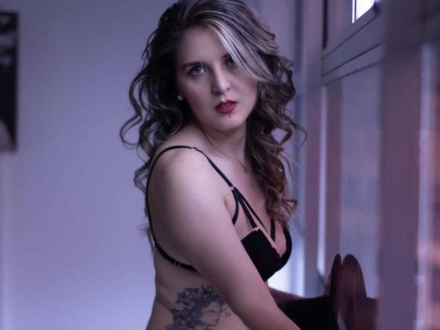 LeylaJamesX - Live porn &amp; sex cam - 30860213