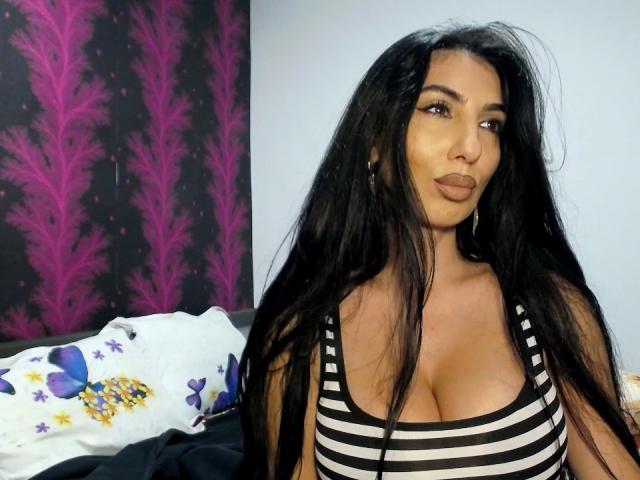 BrunetteBabe69 - Live porn &amp; sex cam - 30870194