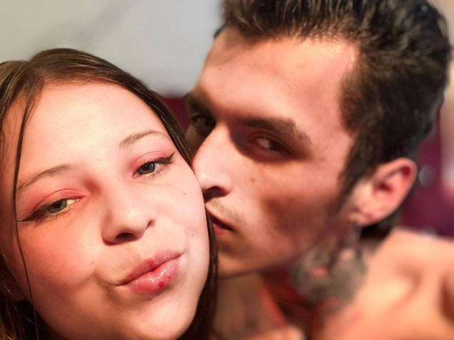 GraceAndTony - Live porn &amp; sex cam - 30872771