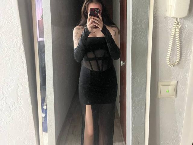 BellaFavian - Live porn &amp; sex cam - 30882608