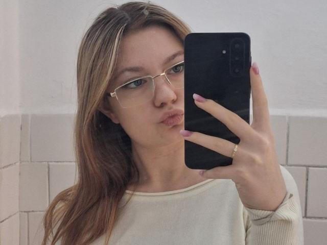 MariamSopczak - Live porn &amp; sex cam - 30893957