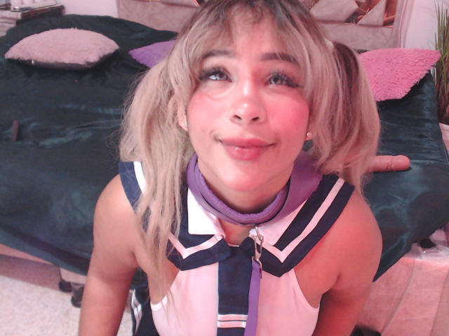 LuluDeVine - Live porno og sexkamera - 30895760