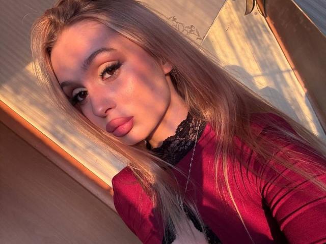 SofiiKiss - Live porn &amp; sex cam - 30903911