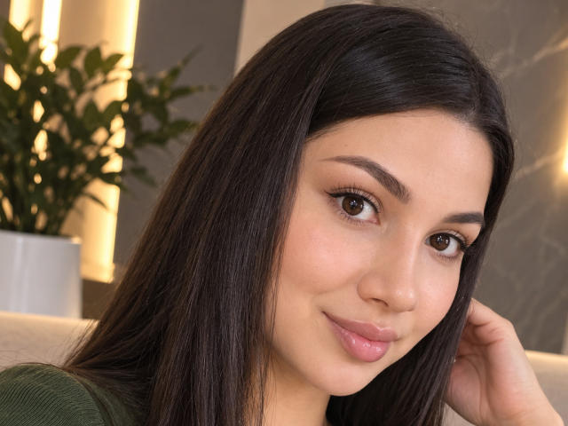 LolaFamous - Live porn &amp; sex cam - 30911333