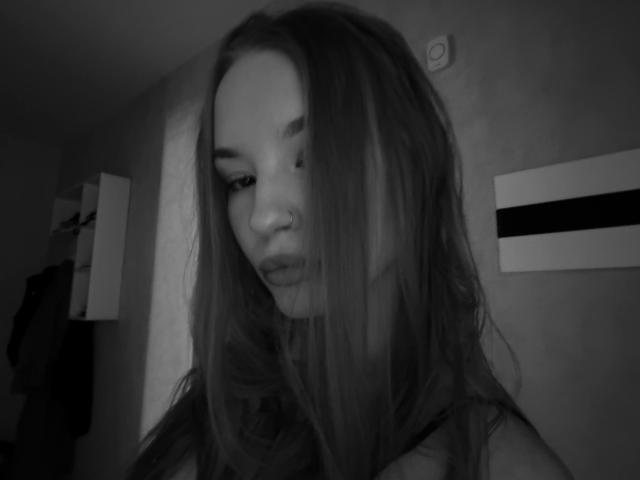 BertaVoltz - Live porn &amp; sex cam - 30924149
