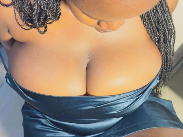EbonyRose-hot - Live porn &amp; sex cam - 30925589