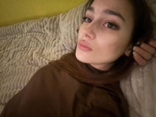 BernadineMelysa - сексуальная веб-камера в реальном времени - 30930077