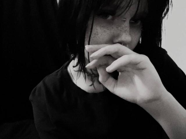 MariannaWarren - Live porn &amp; sex cam - 30943997
