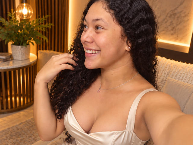 ForbiddenLatinaFruit - Live sex cam - 30952502