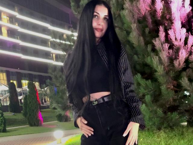 JustineGreaser - Live porn &amp; sex cam - 30957500