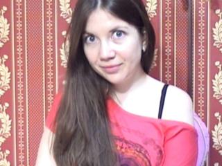 MissElllie - Cam xXx avec une Sacrée jeune beauté très sexy avec un corps idéal sur Xlove 