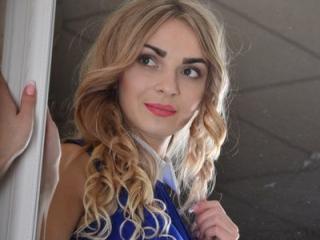 AnabelBlond - Chat cam exciting with a huge knockers Hot chicks 