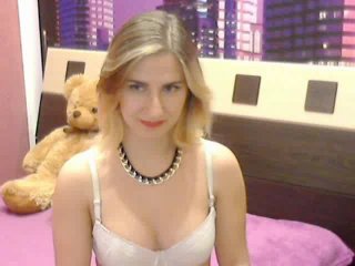 CamaliyaVip - Chat live porno avec cette Merveilleuse jeune nana en chaleur européenne sur le service X Love Cam 