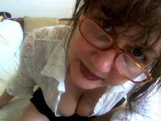 LadyM - Cam exciting with a reddish-brown hair MILF 