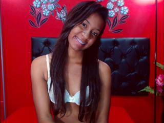 BrunetX69 - Chat cam exciting with this standard body Hot chicks 