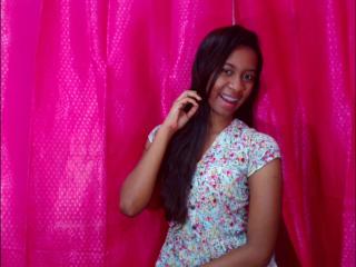 BrunetX69 - Live cam hot with this latin Young lady 