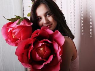 LoraMagic - chat online sexy with this vigorous body Young and sexy lady 