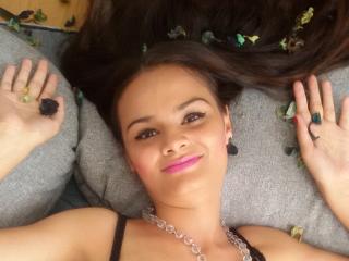 AngelinaPassione - Web cam hot with a being from Europe Young lady 
