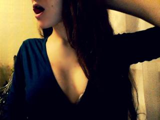 SuperSasisa - Chat live nude with this muscular physique Girl 